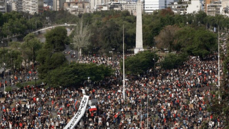 Luis Fuentes/Las raíces urbanas de la crisis social