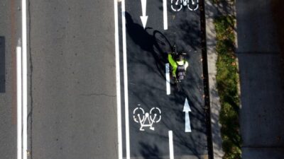 Lake Sagaris/Entre el MOP y el MTT: Balance de Transporte Justo para medir y empujar