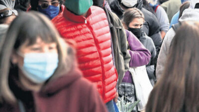 Reportaje: Geografía y centralismo, posibles factores que demoraron el peak de contagios en Biobío