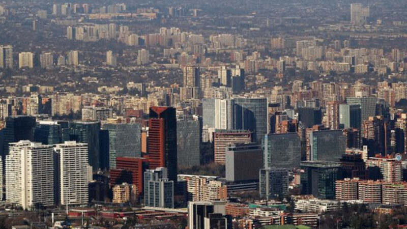 Juan Carlos Muñoz en El Mercurio/ Urgencias del Nuevo Santiago