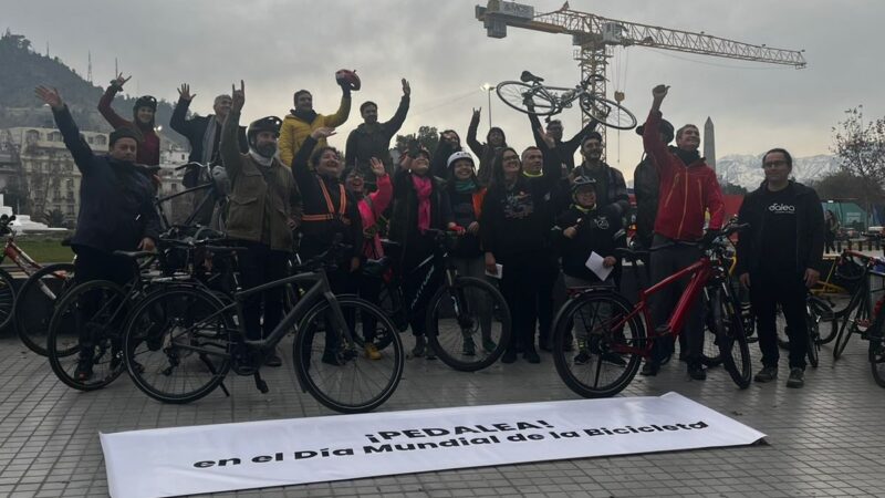 Día Mundial de la Bicicleta: CEDEUS participa en diversas actividades para promover su uso
