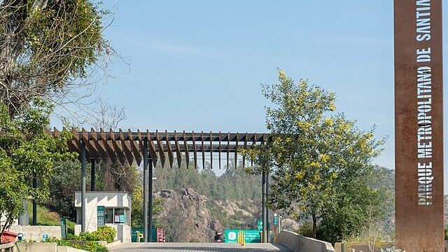 Carolina Rojas/ Conservar la biodiversidad, el desafío del Parque Metropolitano de Santiago
