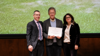El investigador de CEDEUS Juan Carlos Muñoz fue distinguido con el Premio Sello Ingeniería UC 2026