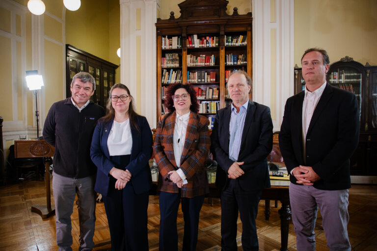 Directora alterna de CEDEUS aborda la planificación territorial en el seminario Acuerdo Marco Avanzado Chile – Unión Europea